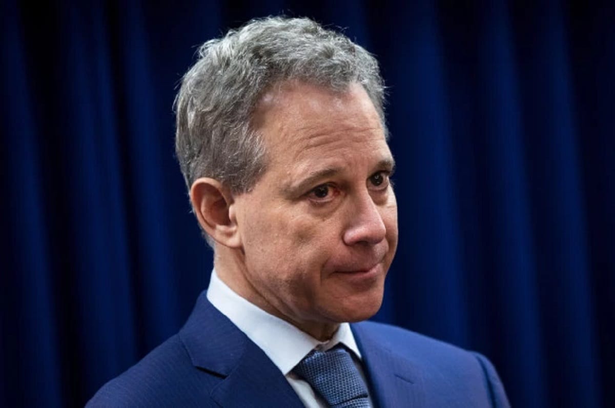 after assulted allegations by 4 women, new york ag eric schneiderman resigns