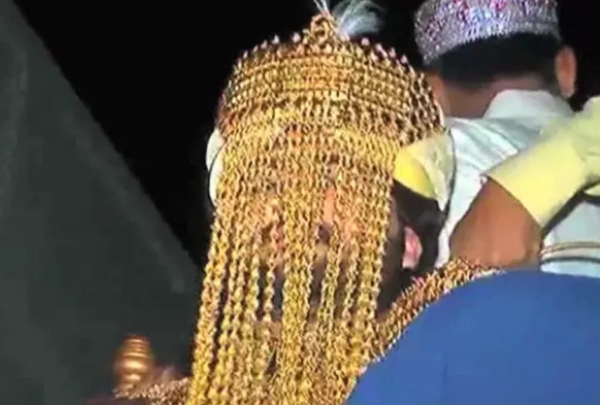 menaka gandhi told, marriage ragistration in 48 hours must for nri grooms