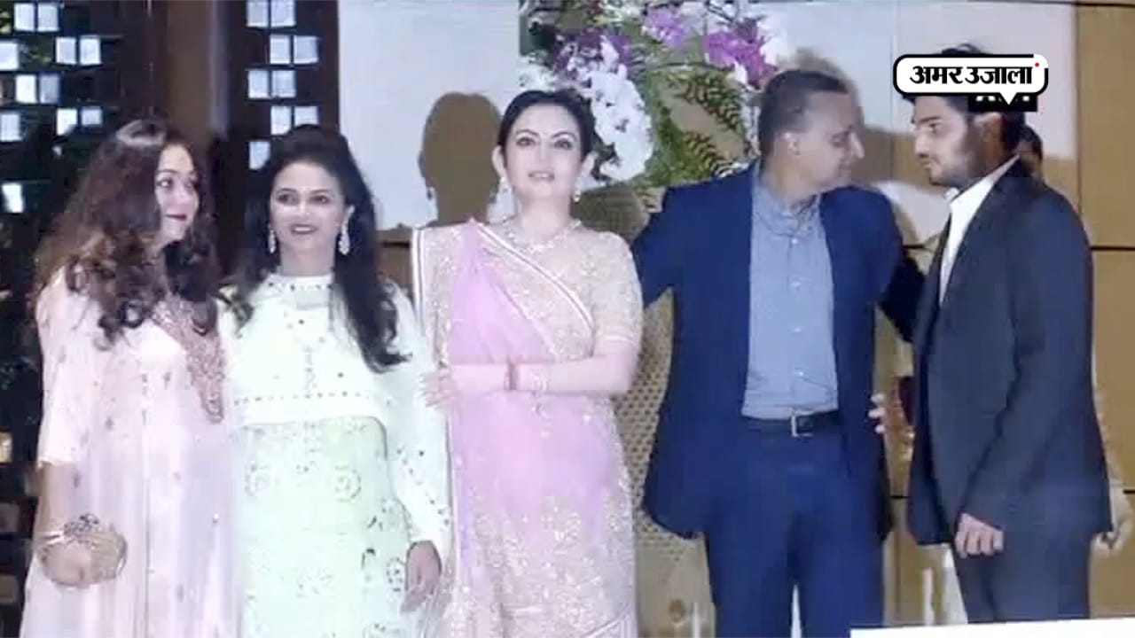 ईशा अंबानी 