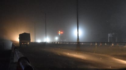 Threat of storm on West UP, All schools closed with alerts, Take these precautions