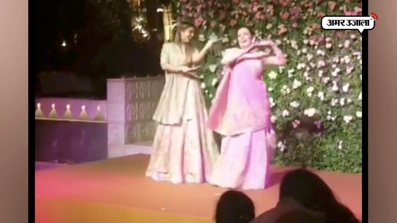 नीता ईशा अंबानी 
