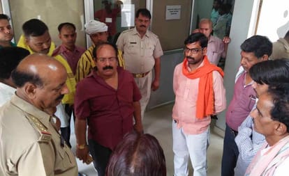 Clerk commits suicide in office at bhadohi