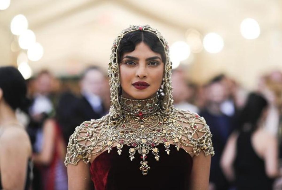 Met Gala 2018 Priyanka Chopra Catholic Inspired Look By Ralph Lauren Took More Than 250 Hours