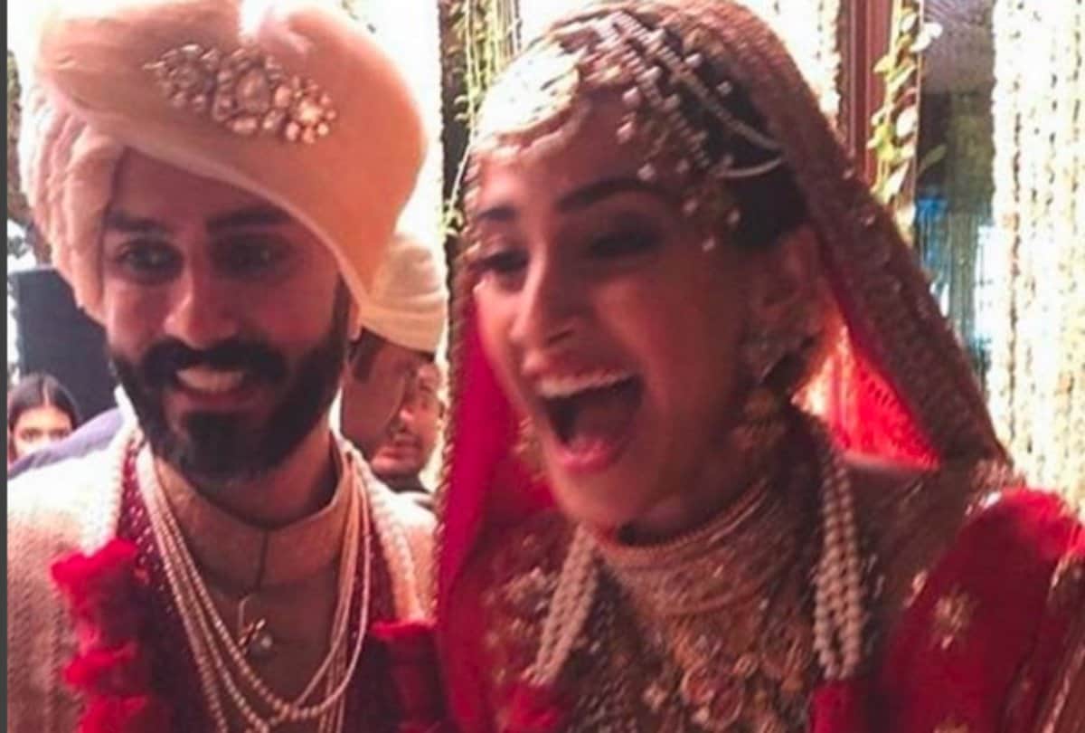 soanm kapoor and anand ahuja photo after marriage