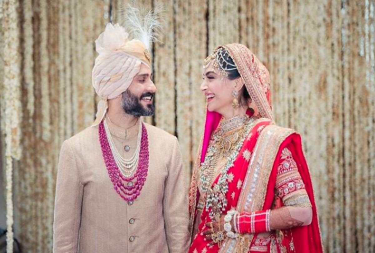 soanm kapoor and anand ahuja photo after marriage