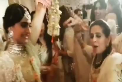 video goes viral of Sonam kapoor mother sunita dances with son in law anand ahuja 