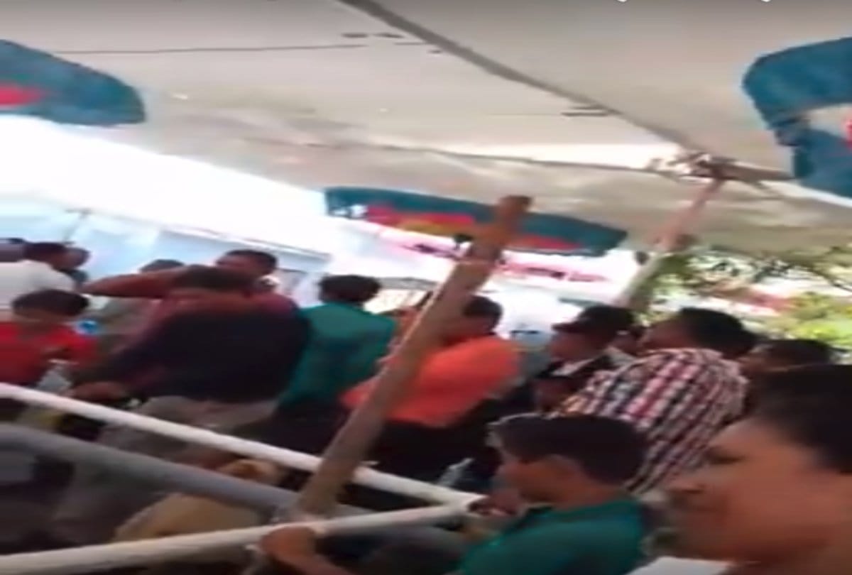 Video viral of a sugarcane juice party where juice served through pipeline