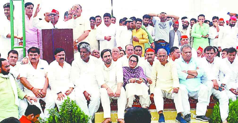 BJP conducts the pain of riots: Jayant Chaudhary