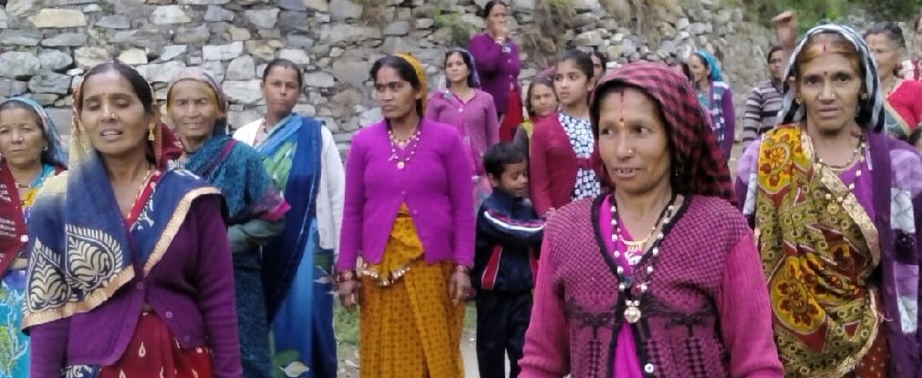 Processions against women taken out of wine
