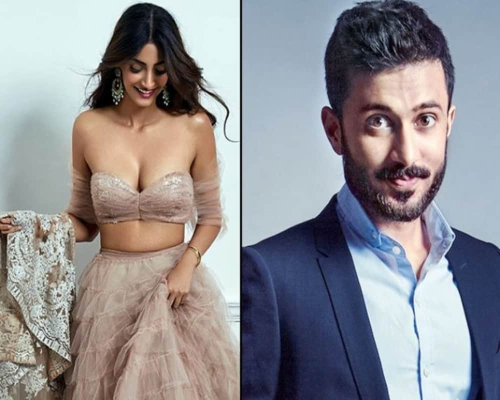 See pics how Anand Ahuja starts glowing after meeting bollywood fashionista sonam kapoor  
