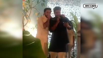 ranveer singh and arjun kapoor sing sonams film song massakkali on wedding at reception 