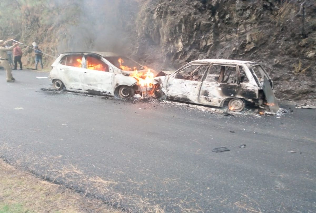 two cars reduced to ashes after collision on chamba pathankot road