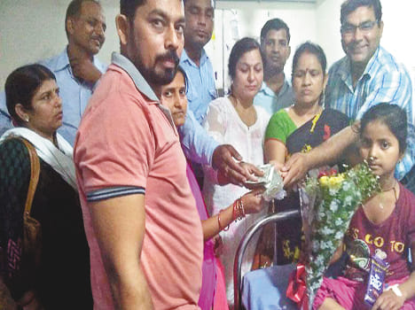 Teachers donate for medical treatment