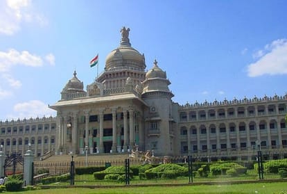  Karnataka assembly Election: 33 years old pattern have to break for Congress in return