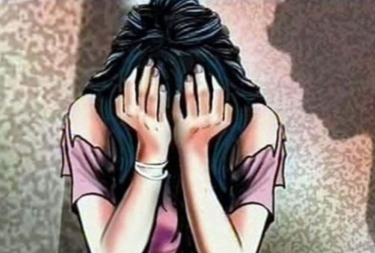 boys molested girl in sultanpur
