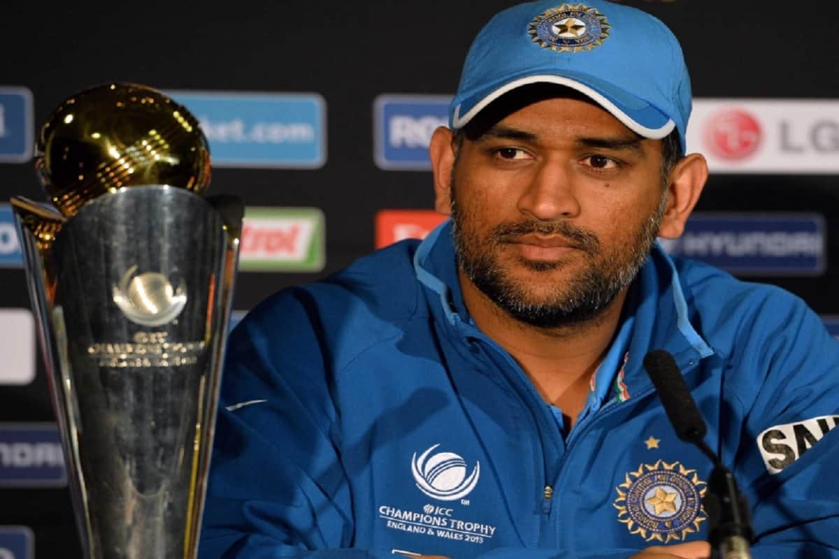 MS Dhoni reveals the first ever crush of his life during a promotional event