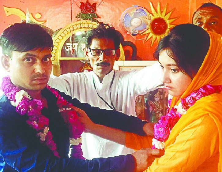 dharam parivartan par panchaayat