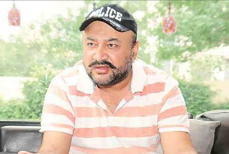 punjab police sho parminder singh bajwa warned political leaders