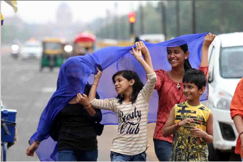 Severe thunderstorms, rain fall after earthquake shocks, sudden change in temperature
