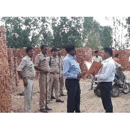 found buring of plastic garbage on bhatta
