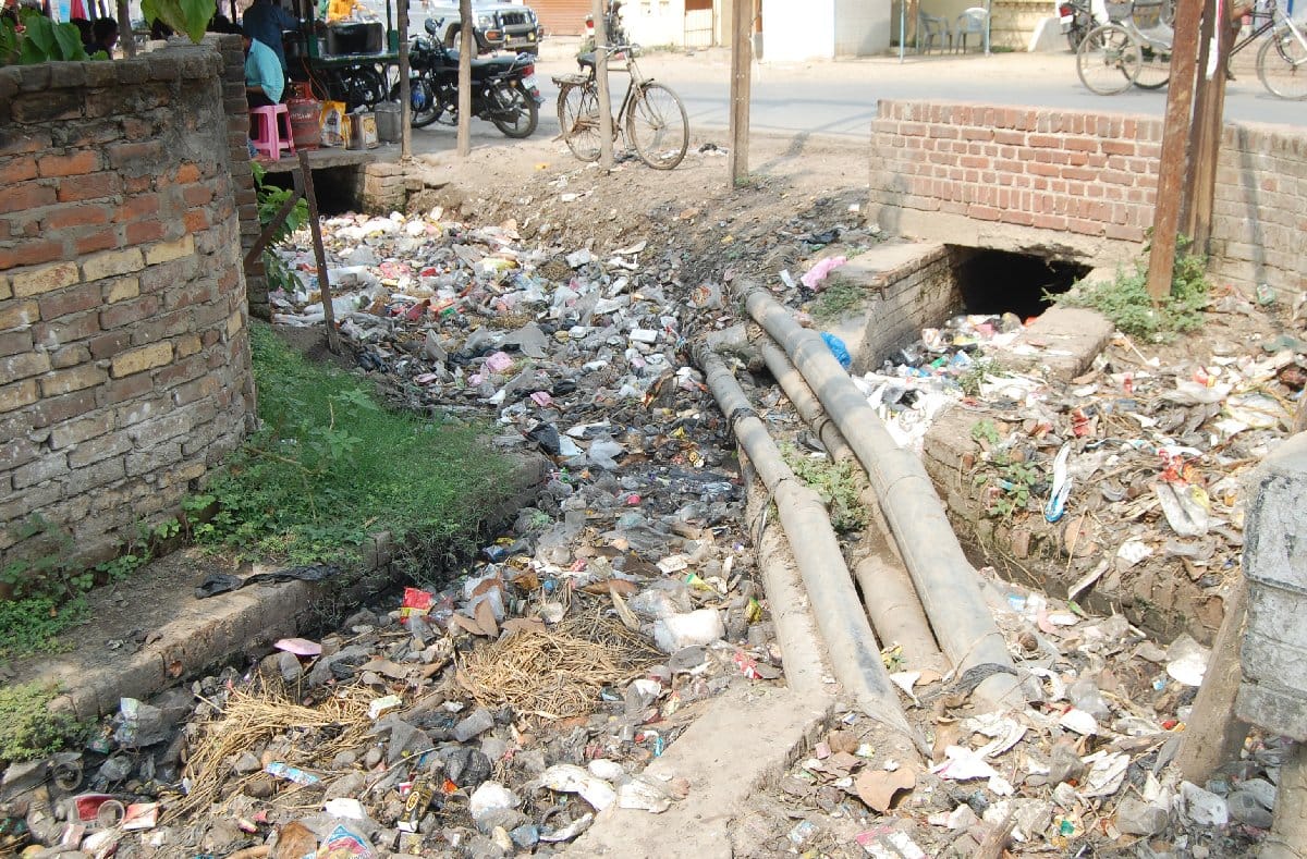 फिर से वही कहानी, सड़कों पर भरेगा बारिश का पानी