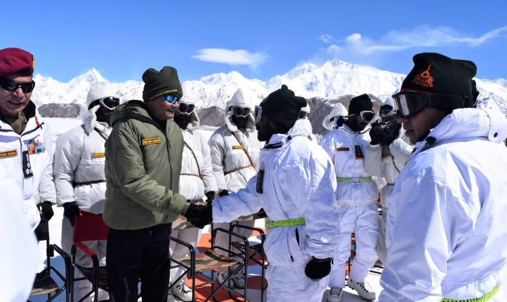 president ramnath kovind reached siachen after fourteen years of apj abdul kalam