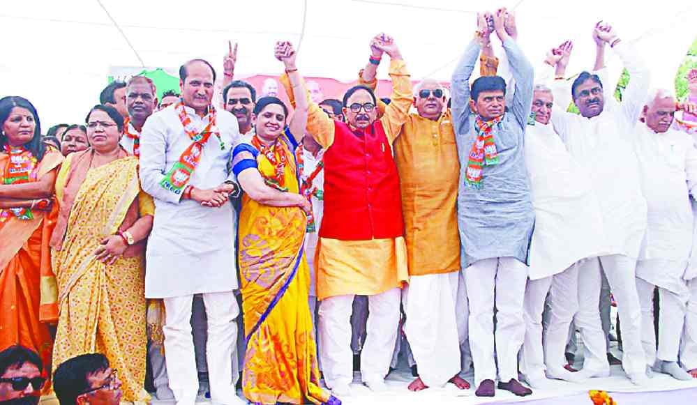 Opposition parties panic with BJP's popularity