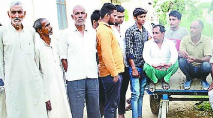 UP 100 and bike collision in Meerut, One killed and one injured