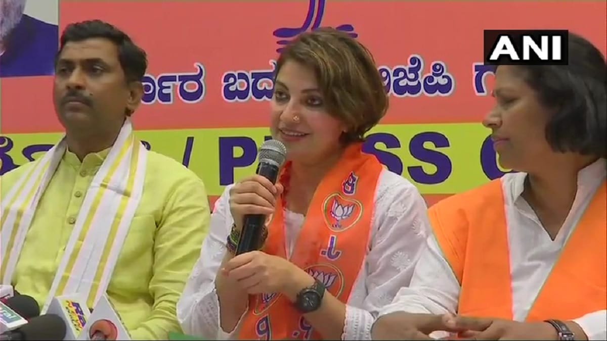 Karnataka Election Kannada actress Bhavana Ramanna left congress and joind Bharatiya Janata Party