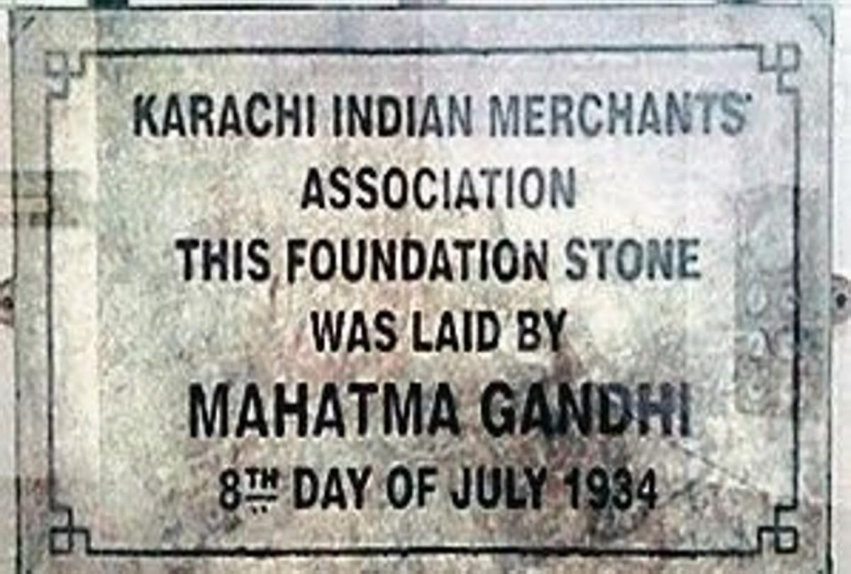 Karachi building proudly flaunts its connection with Mahatma Gandhi