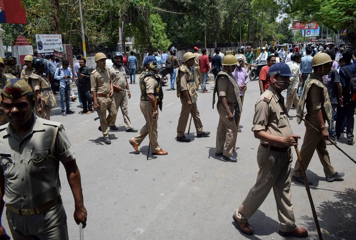 Lawyer Rajesh Srivastava was shot dead in Allahabad Manmohan Park