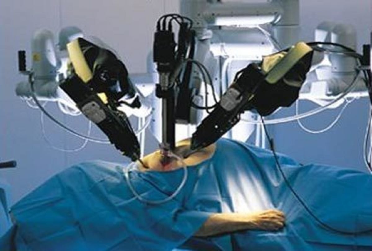 Robotic techniques made easy lung cancer surgery