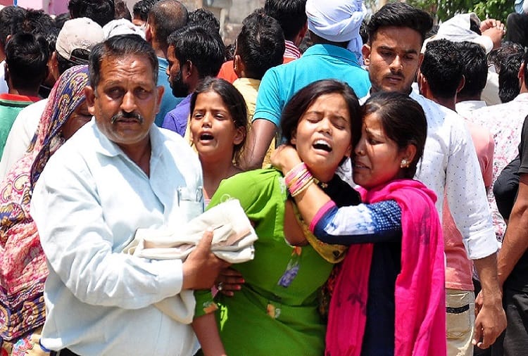 Saharanpur: Sachin's funeral took place after 25 hours, see photos