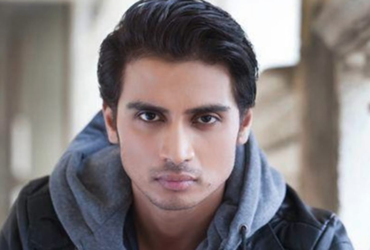 After Neha Dhupia FIR actor Shiv Pandit married with Ameira Punvani 