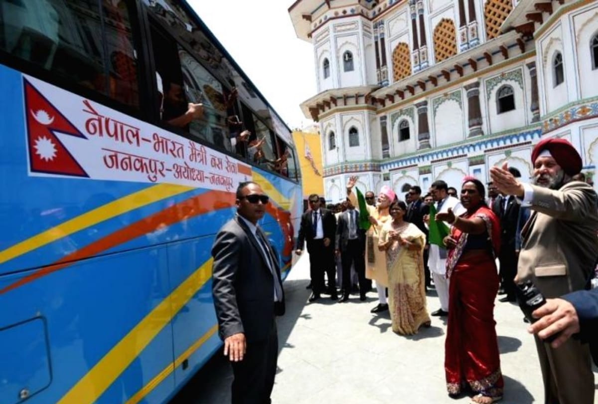 cm yogi will welcome the bus started from nepal to ayodhya 