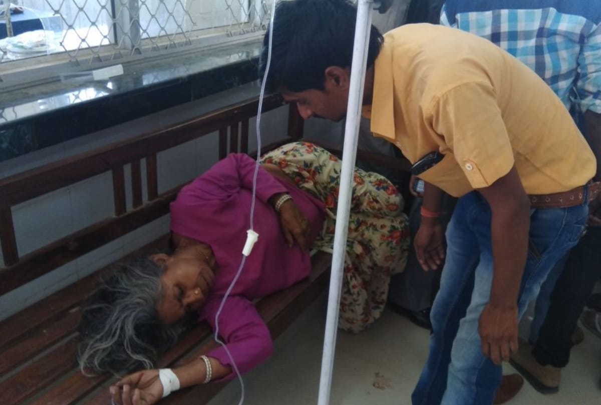 tractor-trolley met with an accident, one dead and many devotees injured Edit