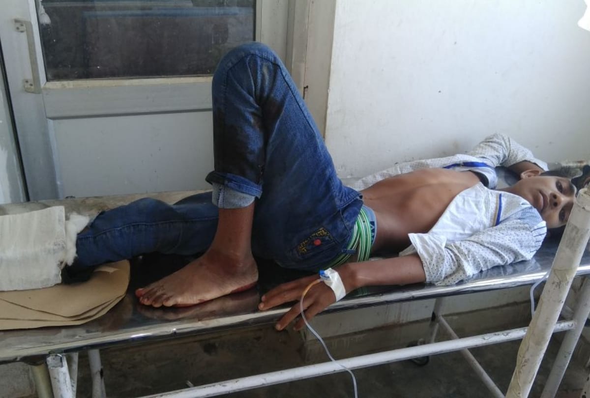 tractor-trolley met with an accident, one dead and many devotees injured Edit