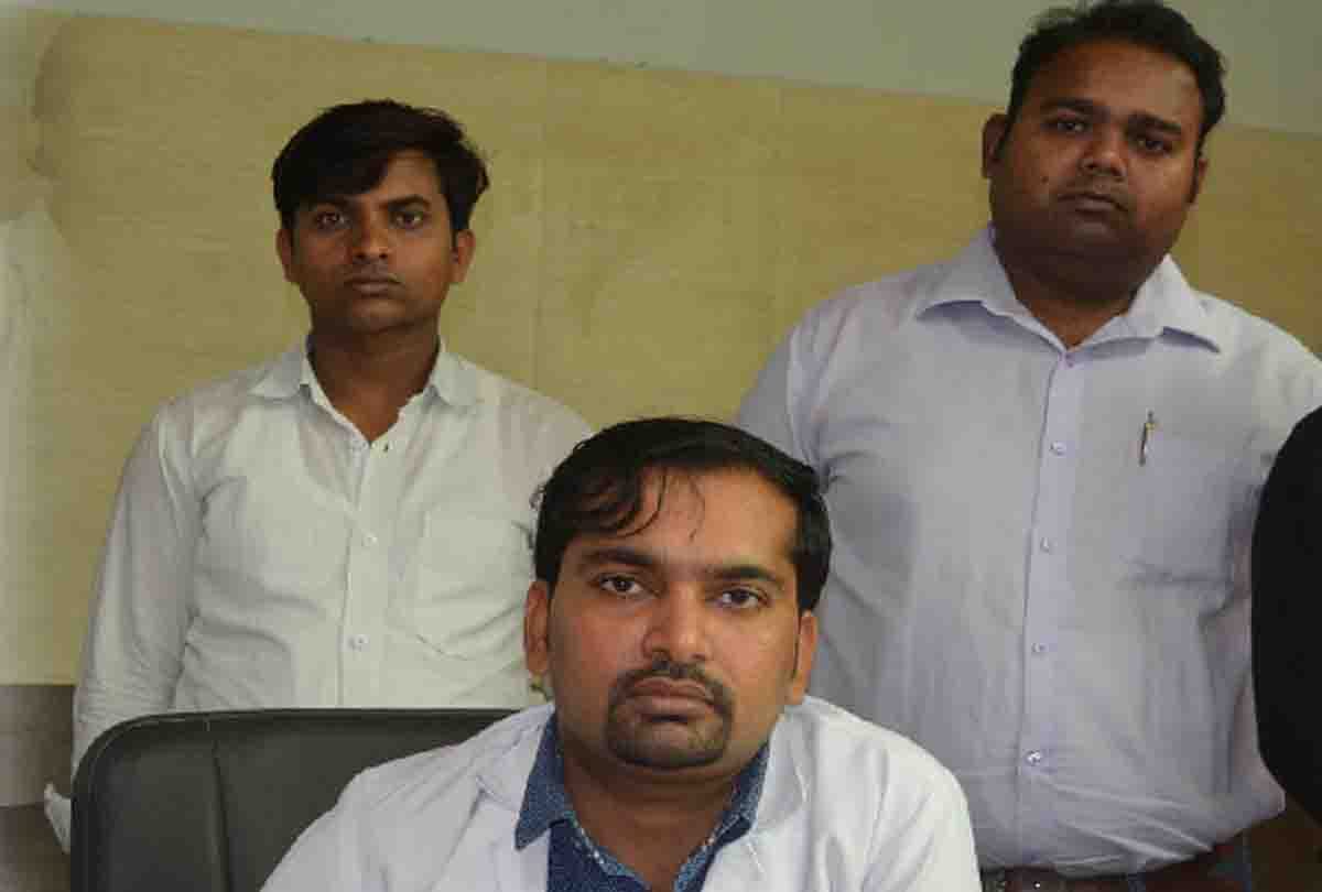 First operation of tongue cancer in medical college banda