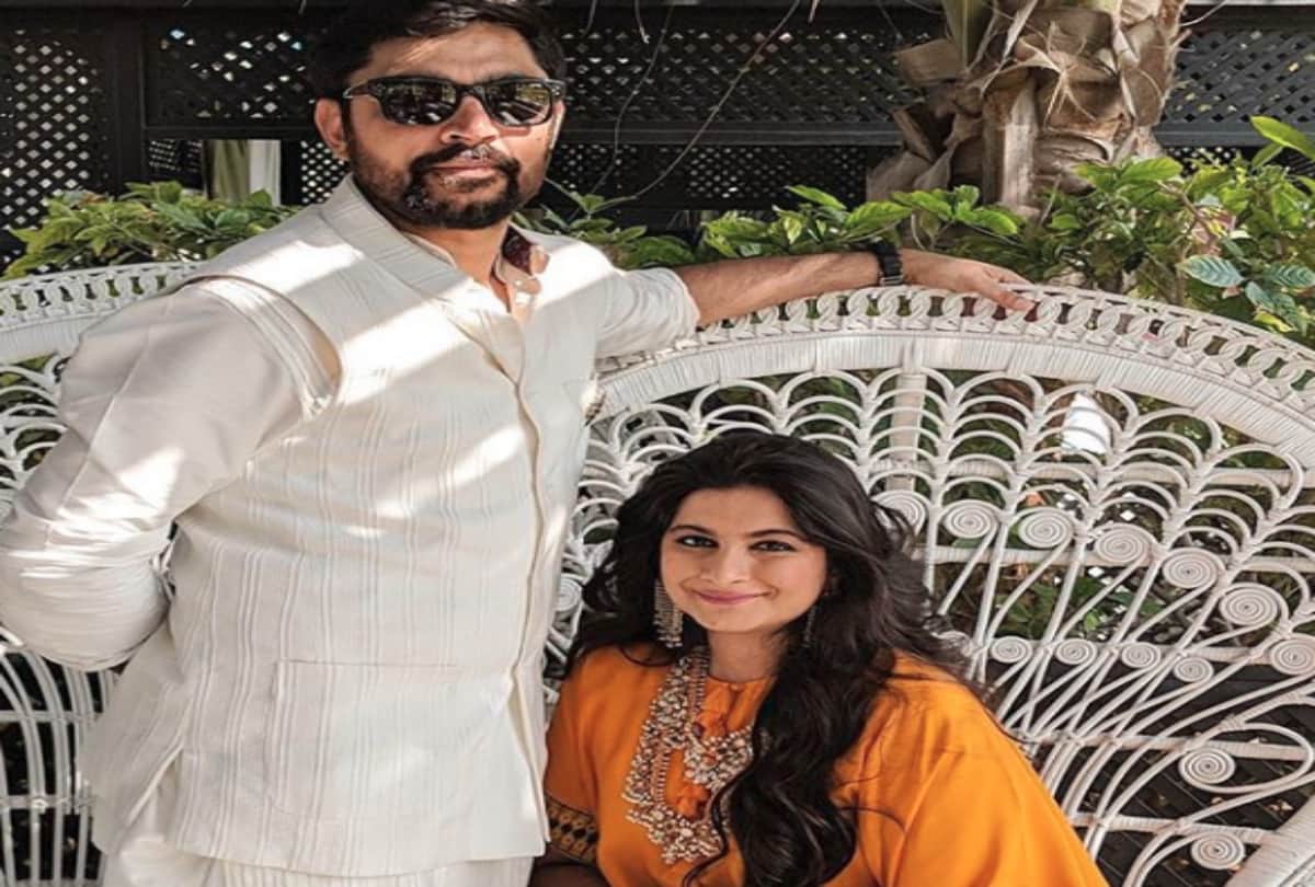 Sonam Kapoor Sister Rhea Kapoor Dating Director Karan Boolani