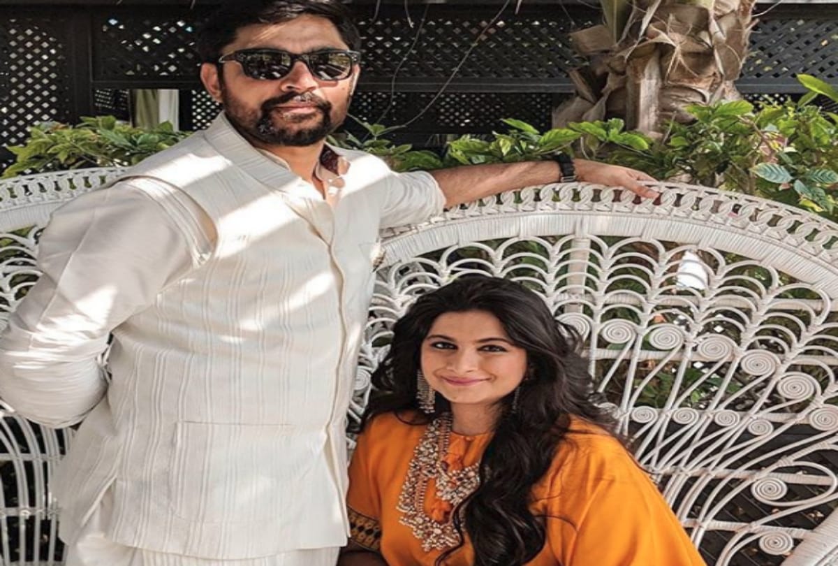 Sonam Kapoor Sister Rhea Kapoor Dating Director Karan Boolani