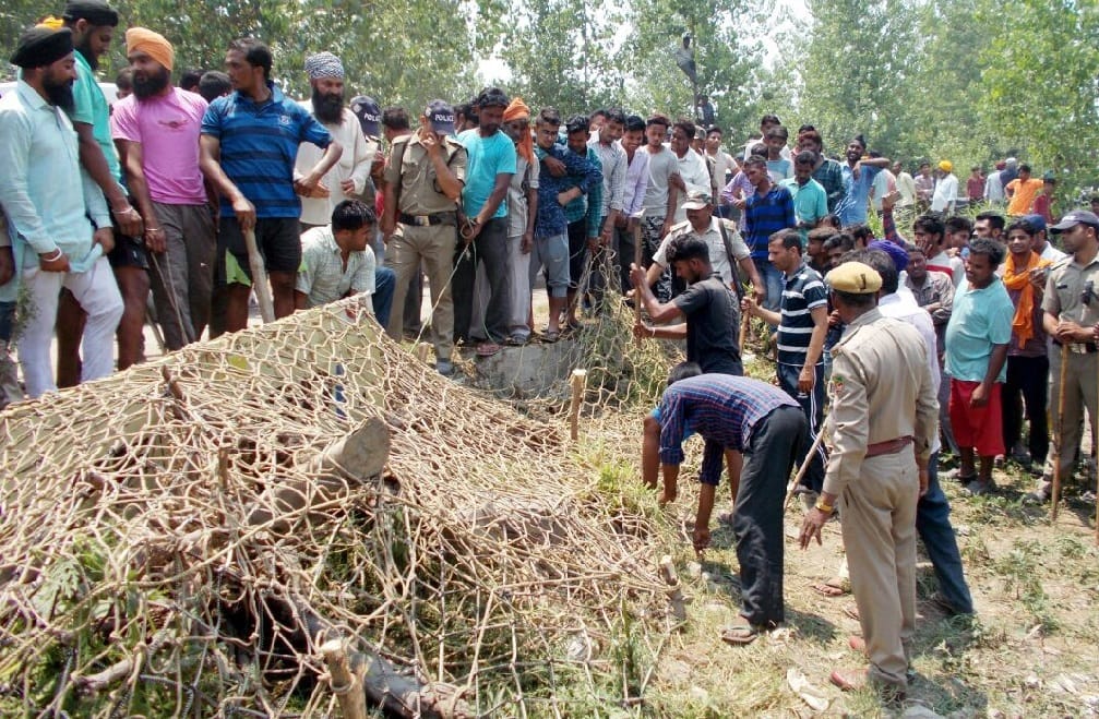 तेंदुए के खौफ से गांव के लोगों ने जाग कर गुजार दी रात
