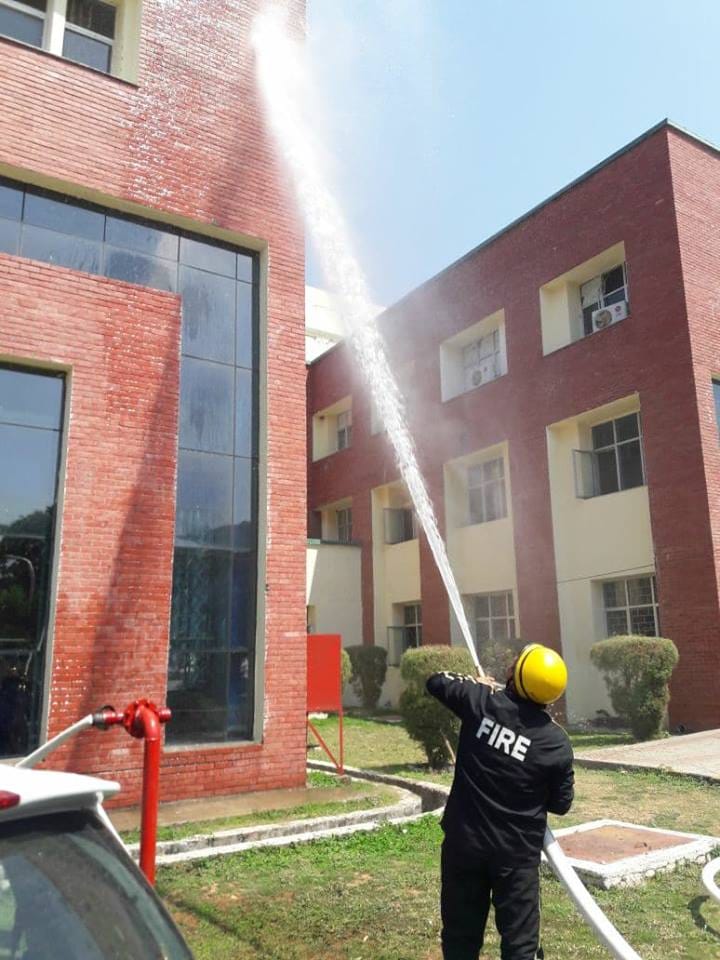 Fire in military hospital dead body rescue Mock drill in dehradun