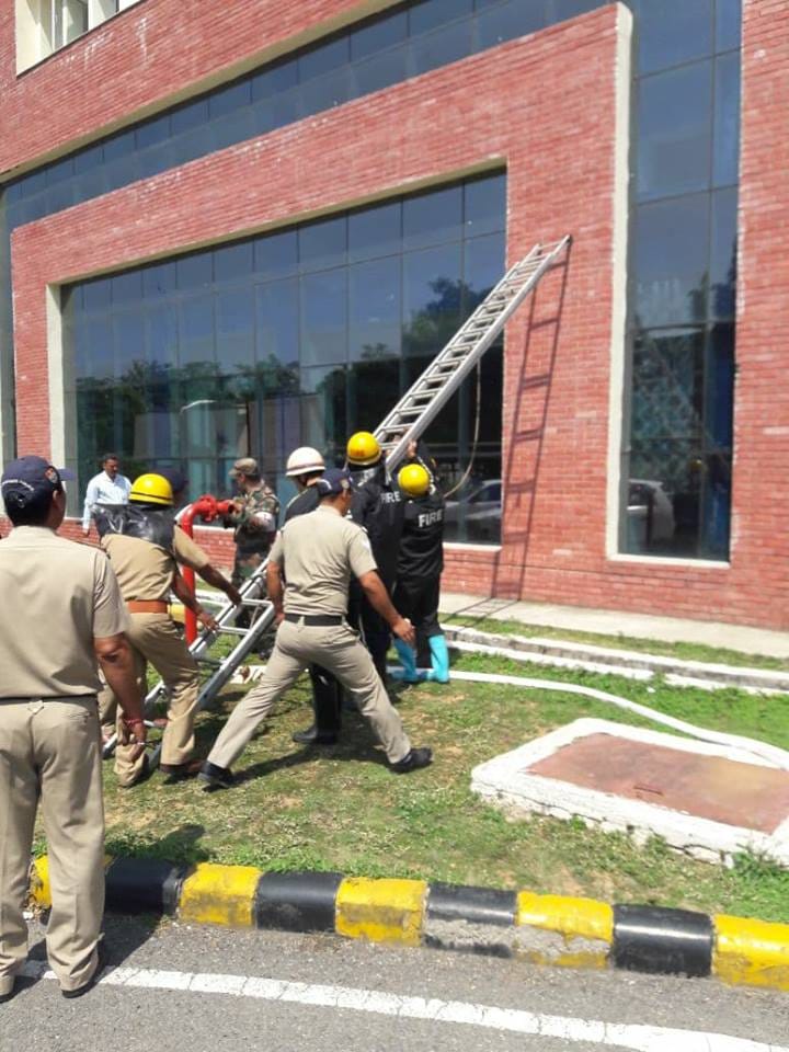 Fire in military hospital dead body rescue Mock drill in dehradun