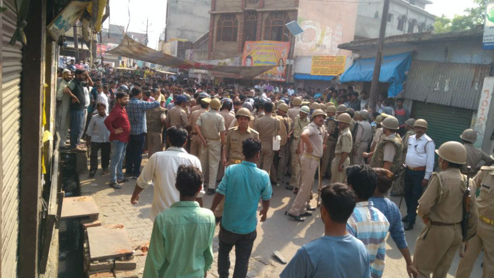 Family of three person killed by dacoits in kasganj 
