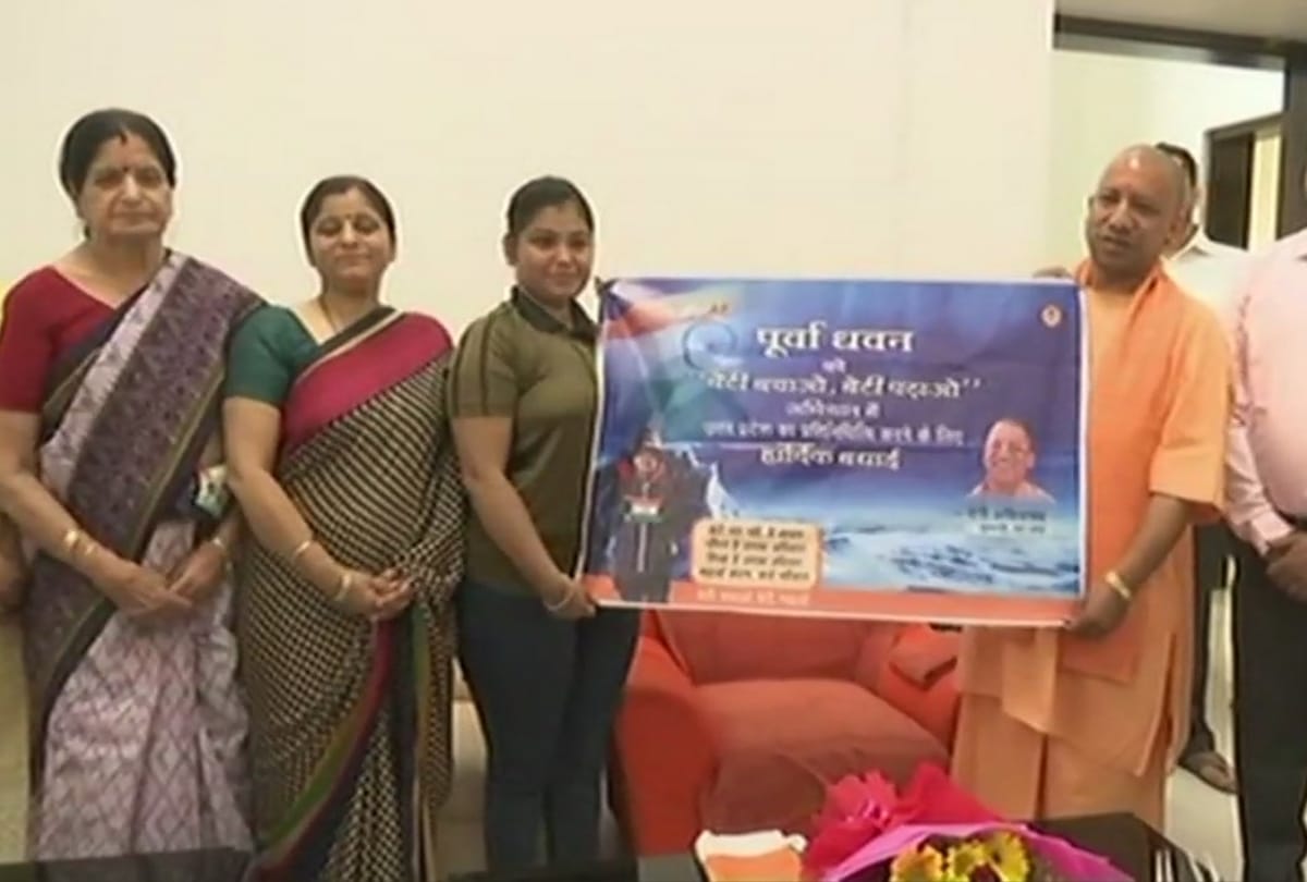 poorva dhawan of lucknow will promote  'Beti Bachao, Beti Padhao' from mount jogin