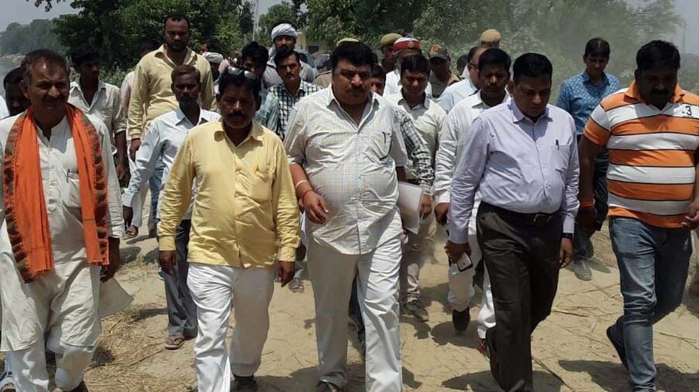 dm inspected kataria chandpur dam