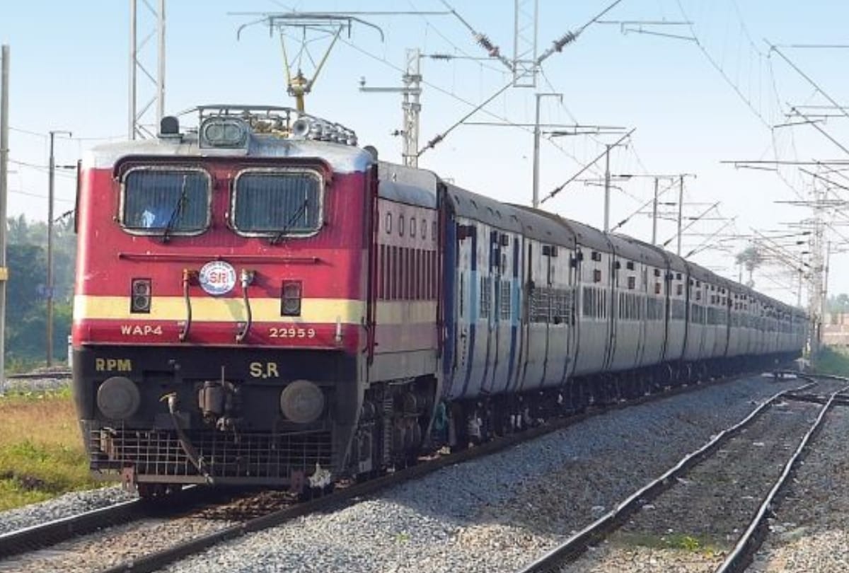 passengers of lucknow trapped in jammu and Dehradun