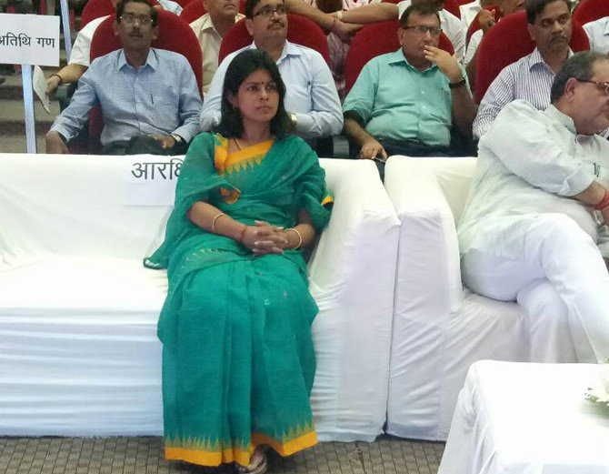 UP minister swati singh comment on law and order in state