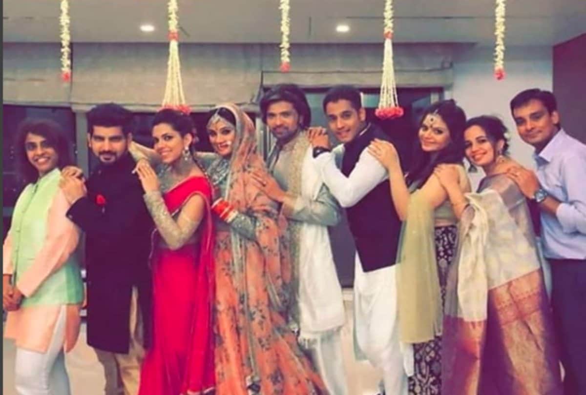 himesh reshammiya marriage pics viral on social media