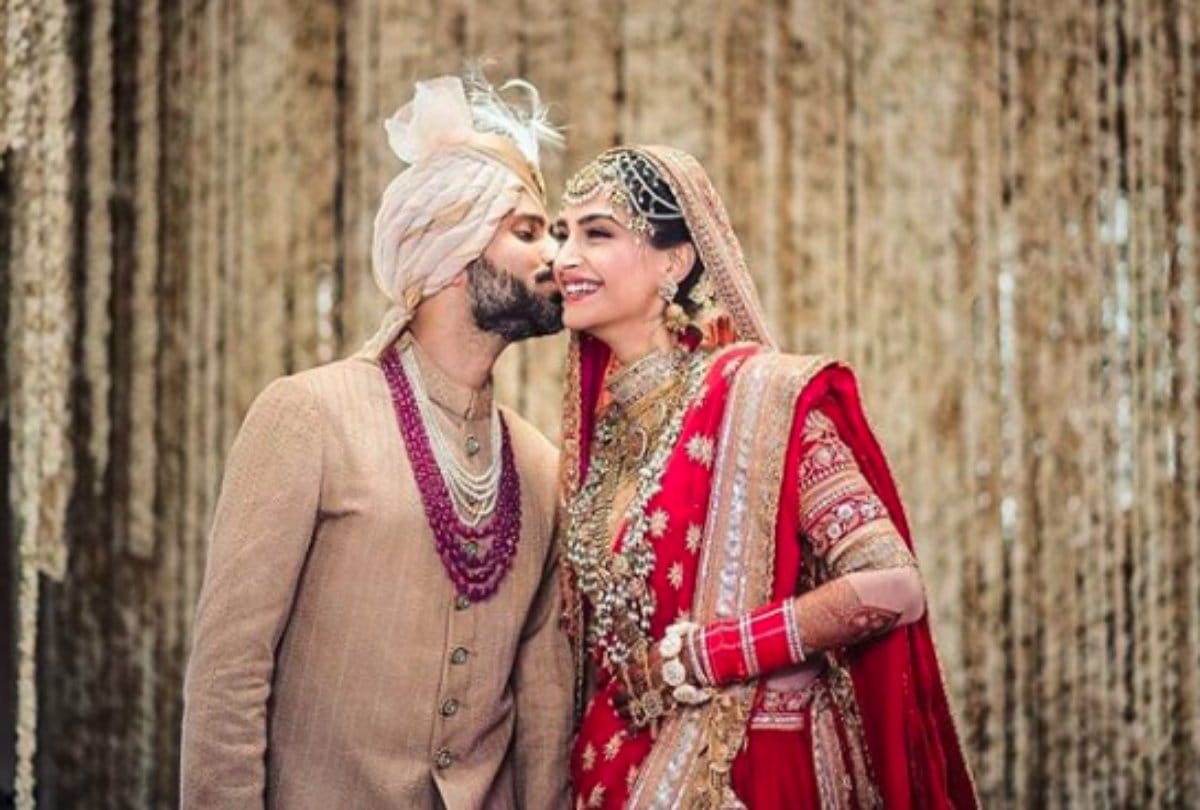 after 4 days of marriage sonam kapoor photo with husband anand ahuja
